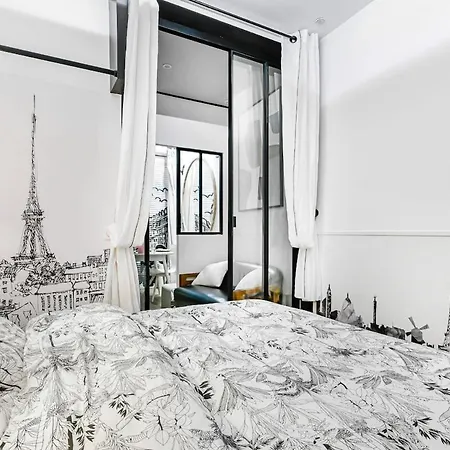 Jacuzzi & Balneotherapy For A Passionate Couple Paris