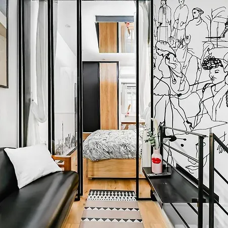 Jacuzzi & Balneotherapy For A Passionate Couple Apartment