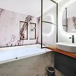 Jacuzzi & Balneotherapy For A Passionate Couple